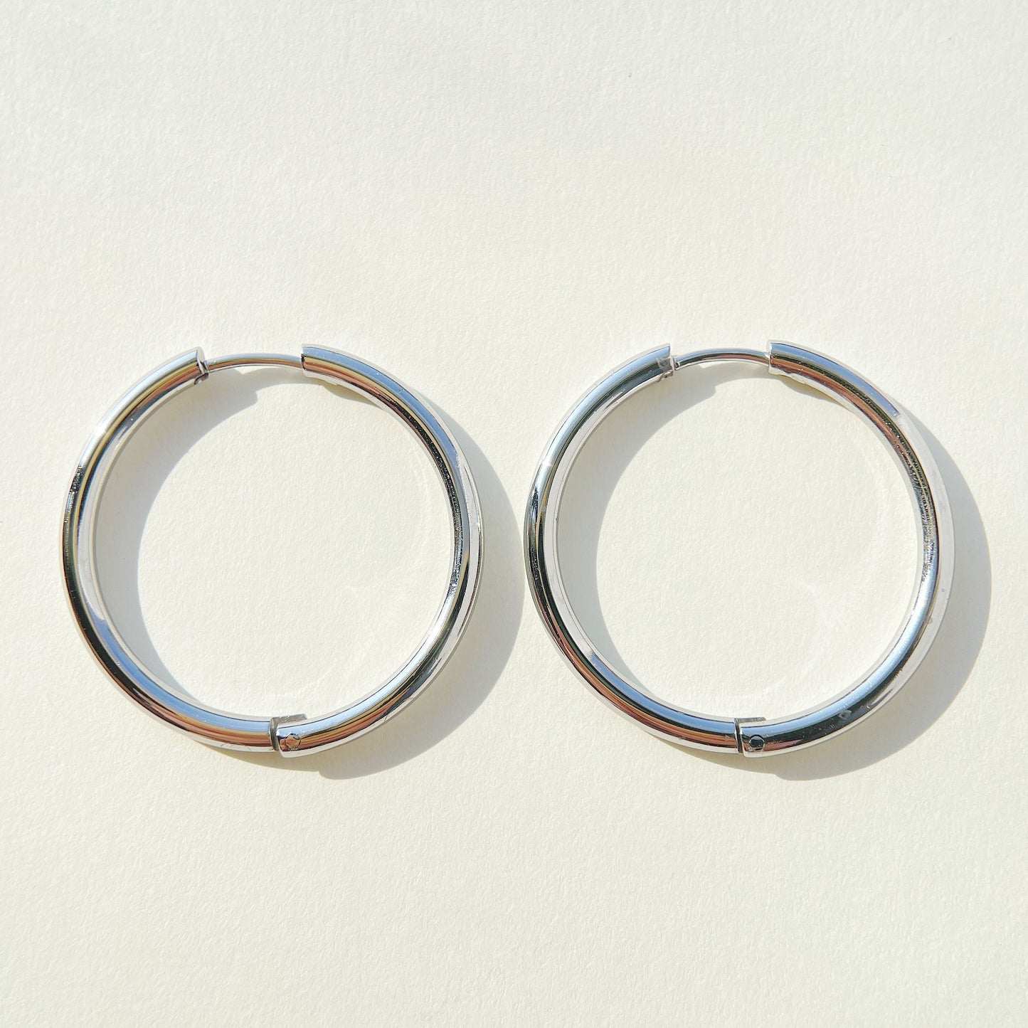 HOOP EARRINGS 30MM  15211