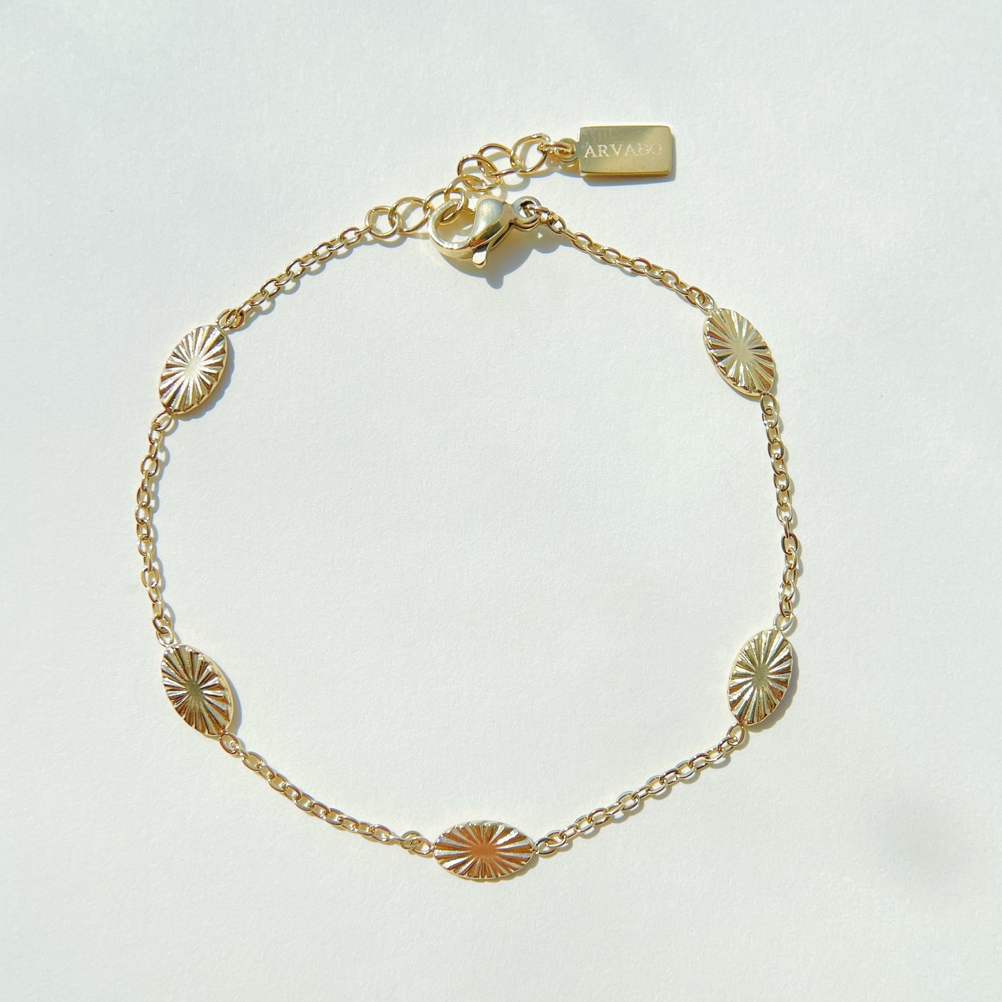 Dazzling light Bracelet 15313