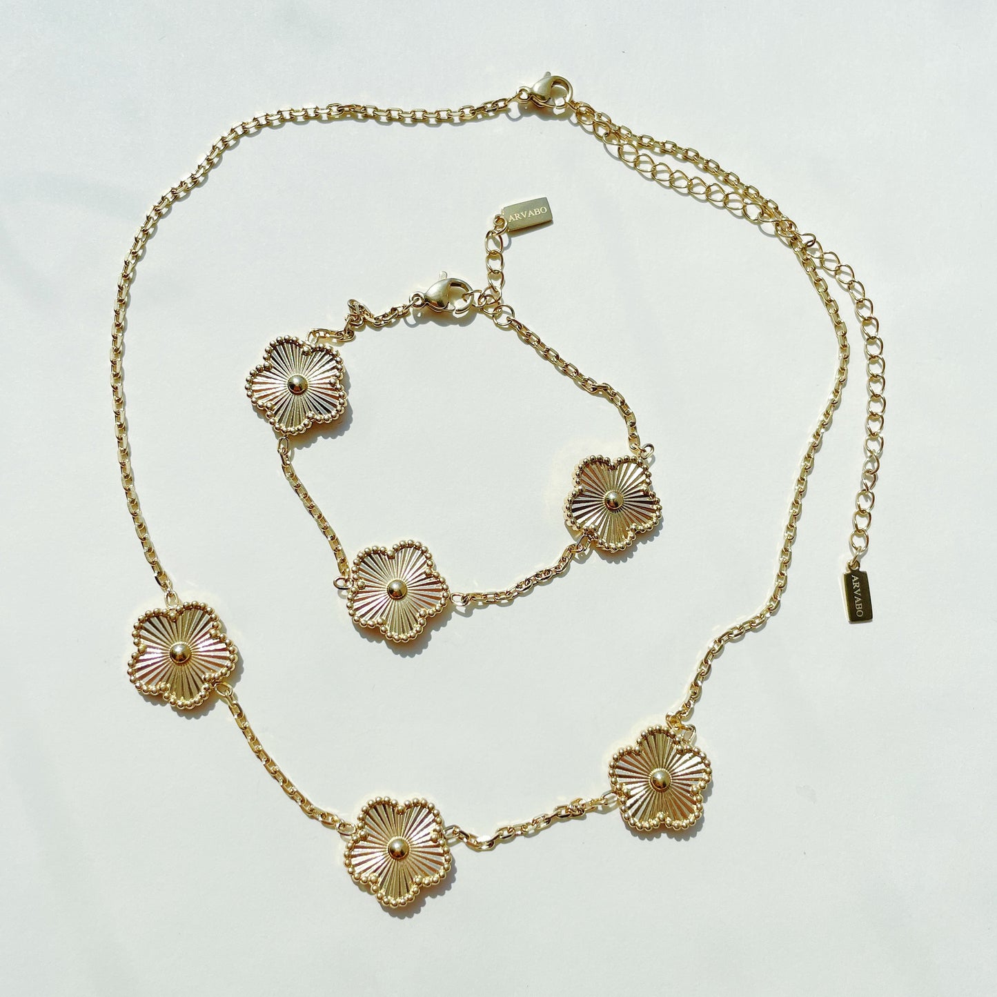 Lucky Five-Leaf Flower（Big） Necklace 15336